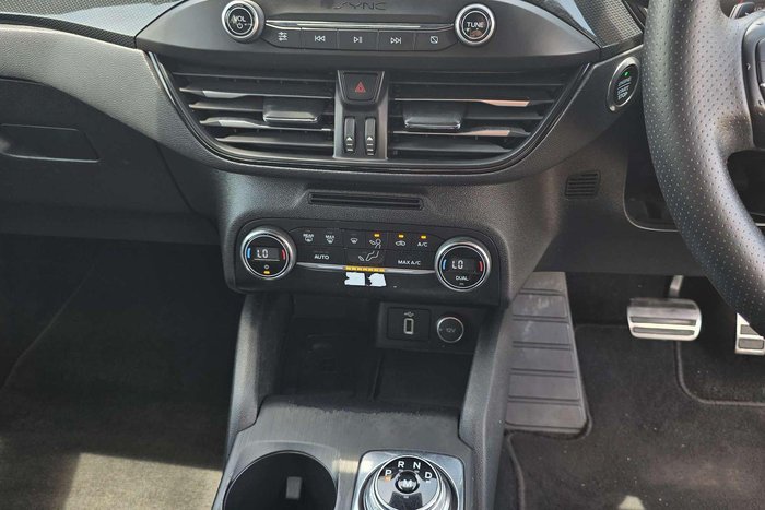 2018 Ford Focus ST-Line SA MY19.25 Blue