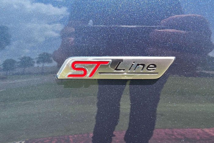 2018 Ford Focus ST-Line SA MY19.25 Blue