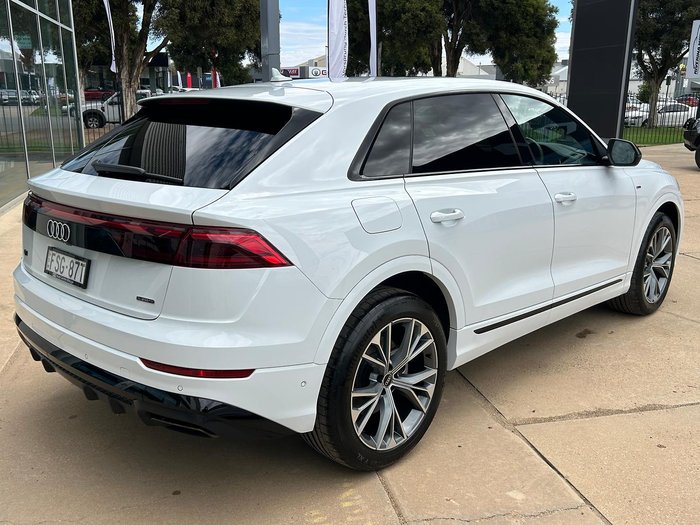 2025 Audi Q8 TDI 210kW S line