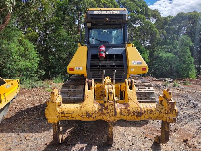 2016 Komatsu D61exi-23