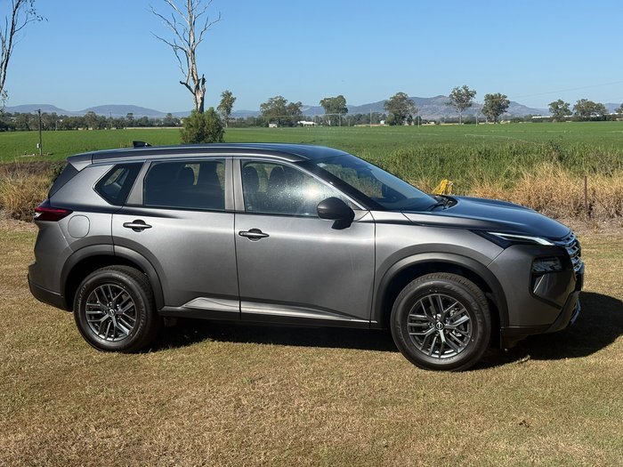 2025 NISSAN XTRAIL ST