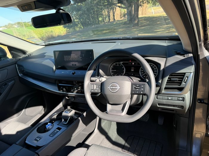 2025 NISSAN XTRAIL ST