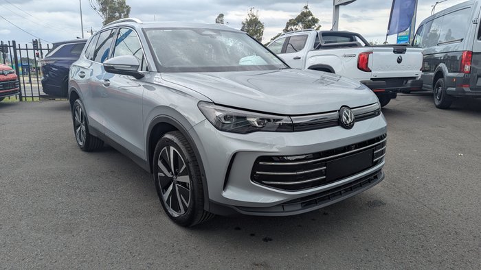 2025 VOLKSWAGEN Tiguan ELEGANCE