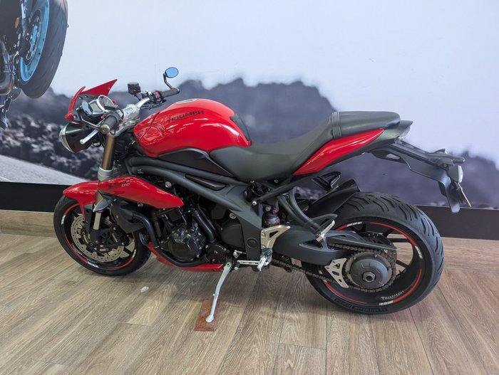 2015 Triumph SPEED TRIPLE (ABS) RED