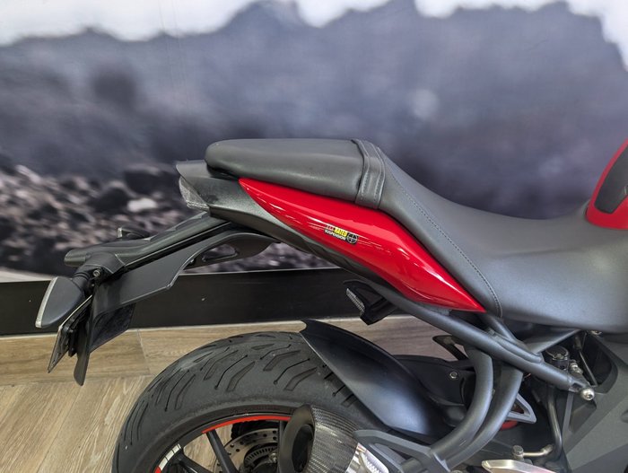 2015 Triumph SPEED TRIPLE (ABS) RED