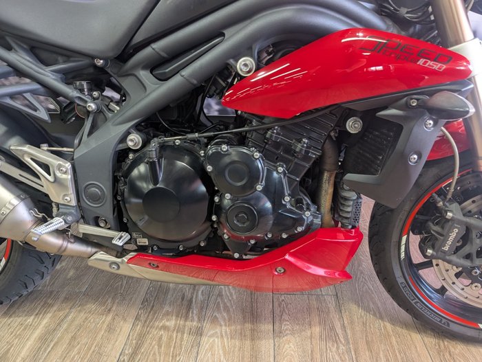 2015 Triumph SPEED TRIPLE (ABS) RED
