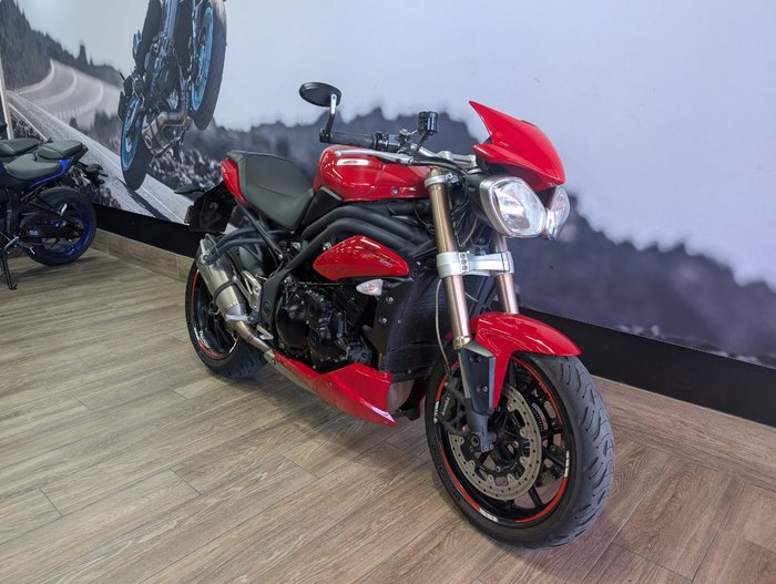 2015 Triumph SPEED TRIPLE (ABS) RED