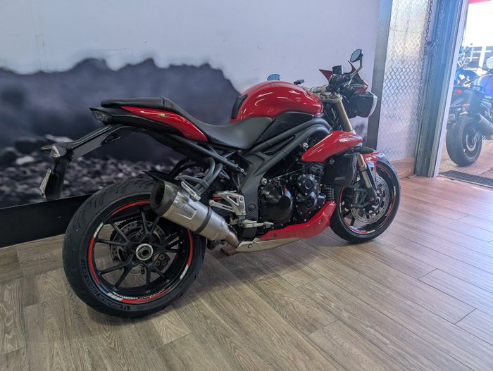 2015 Triumph SPEED TRIPLE (ABS) RED