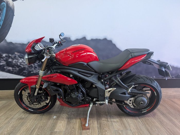 2015 Triumph SPEED TRIPLE (ABS) RED