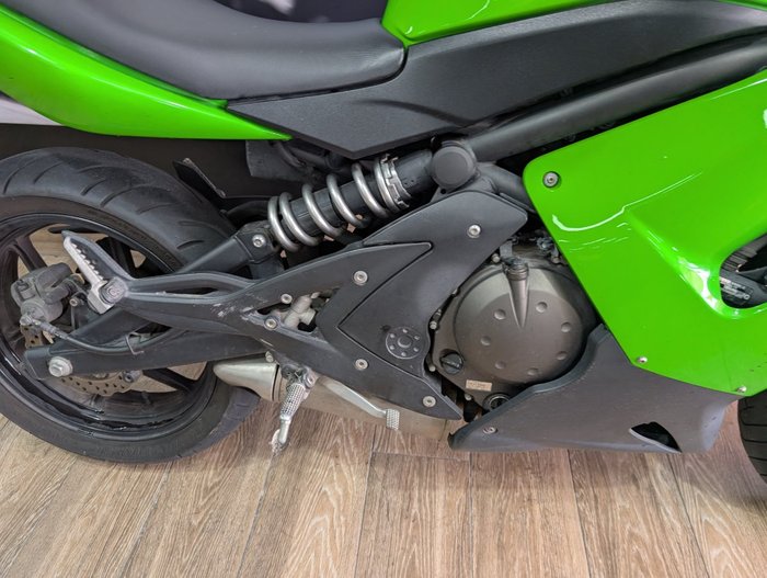 Kawasaki 2008 KAWASAKI 600CC ER6F GREEN