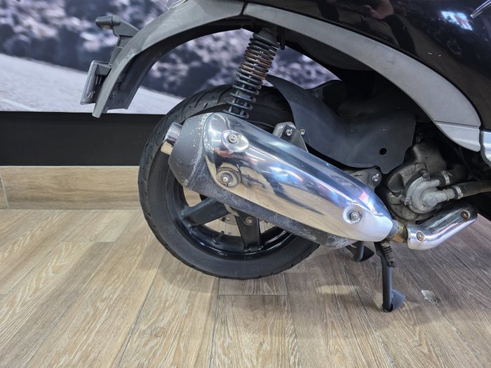 2012 APRILIA SCARABEO 300ie Black