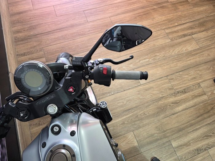 2021 HUSQVARNA VITPILEN 401 GREY