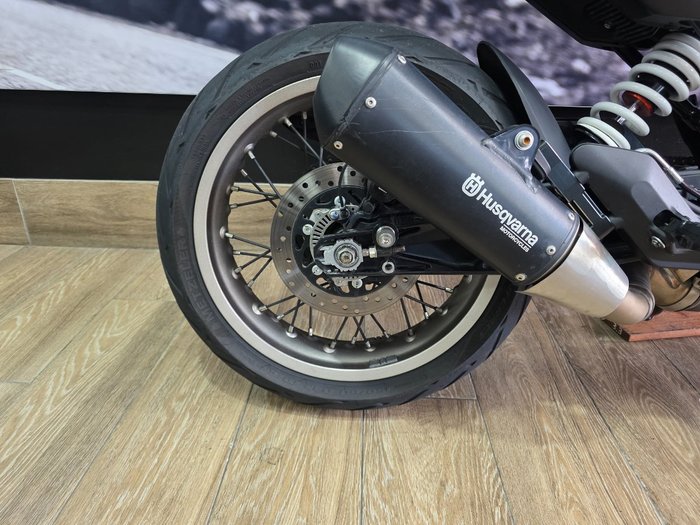 2021 HUSQVARNA VITPILEN 401 GREY