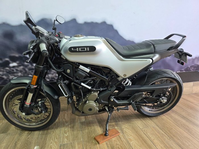 2021 HUSQVARNA VITPILEN 401 GREY