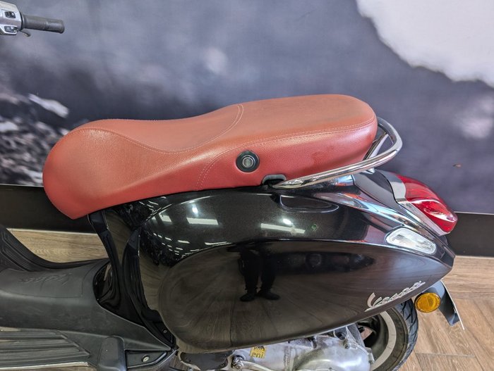 2015 VESPA PRIMAVERA Black
