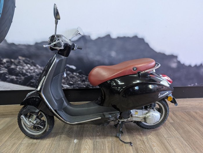 2015 VESPA PRIMAVERA Black