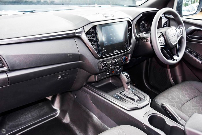 2025 Isuzu D-MAX X-RIDER