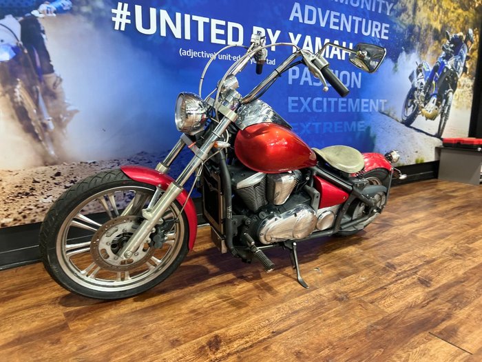 2010 Kawasaki VULCAN 900 CUSTOM Red