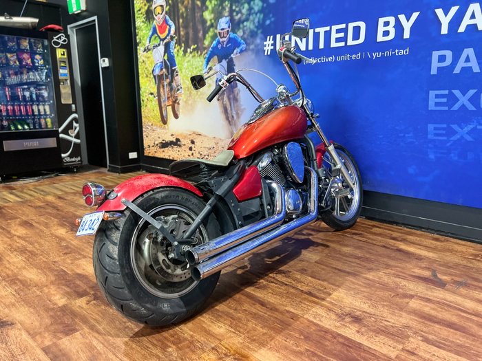 2010 Kawasaki VULCAN 900 CUSTOM Red