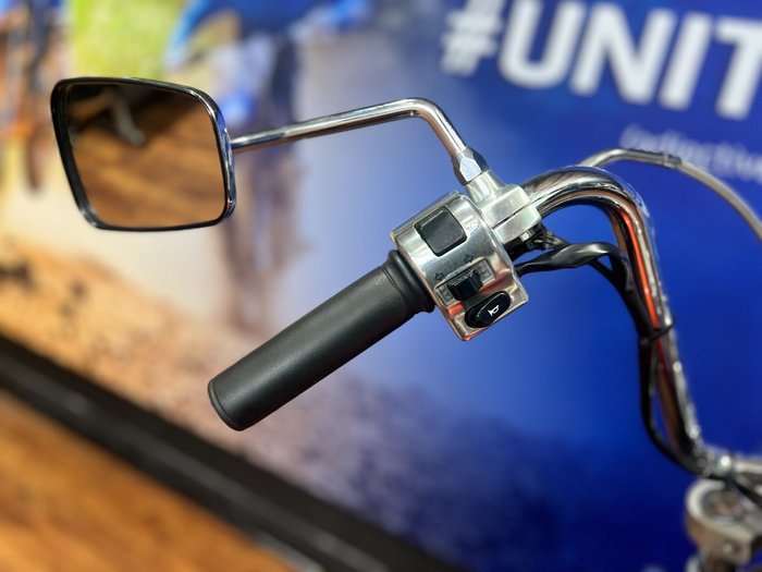 2010 Kawasaki VULCAN 900 CUSTOM Red