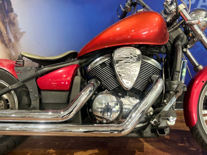 2010 Kawasaki VULCAN 900 CUSTOM Red