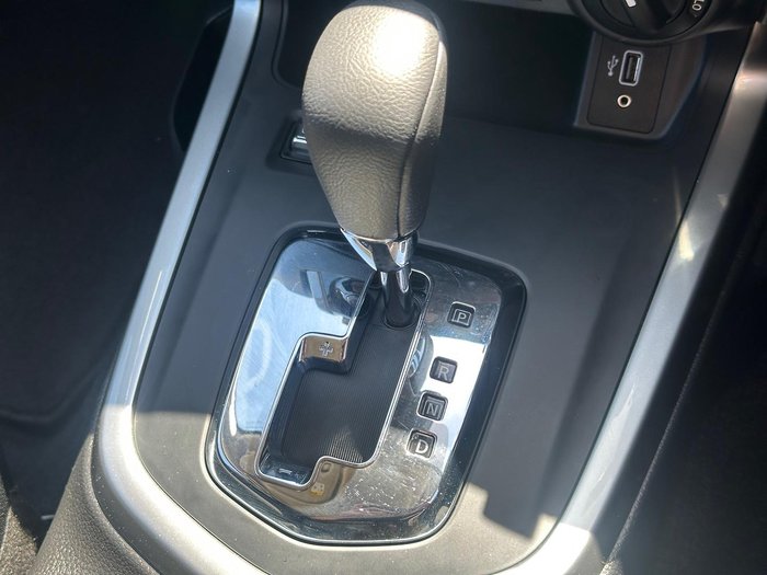 2025 Nissan Navara ST