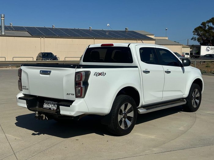 2022 Isuzu D-MAX LS-U