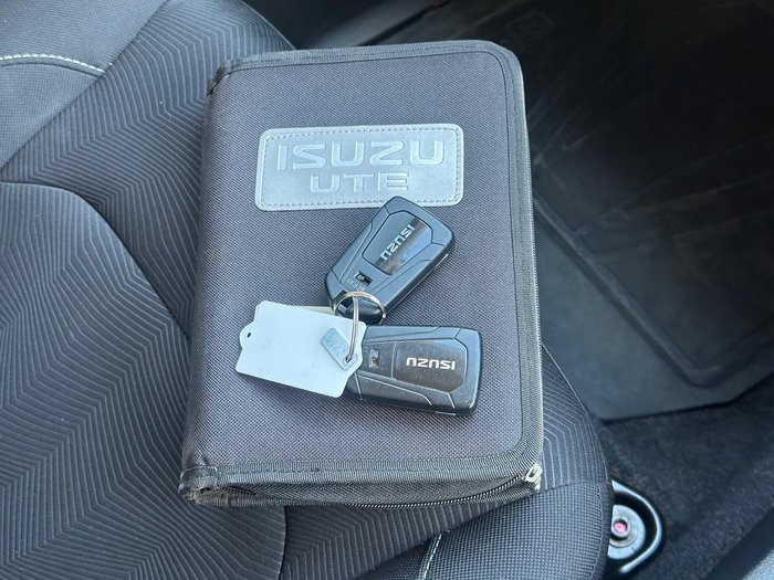 2022 Isuzu D-MAX LS-U