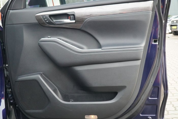 2023 Toyota Kluger Grande