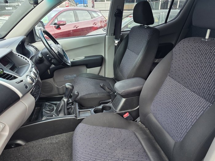 2014 Mitsubishi Triton GLX-R