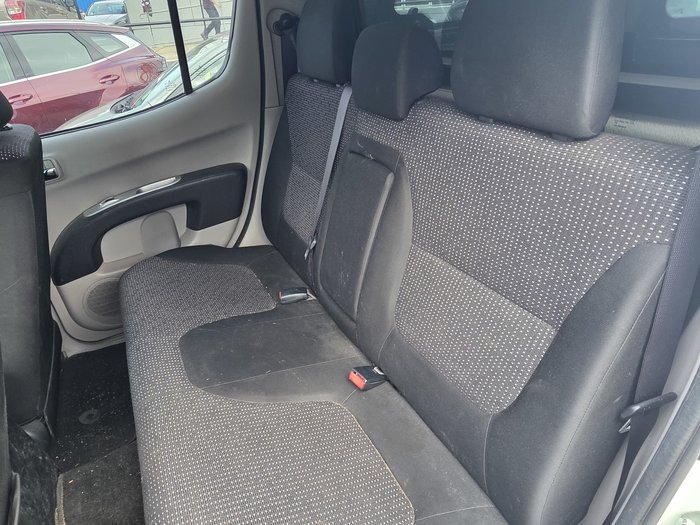 2014 Mitsubishi Triton GLX-R