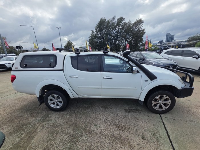 2014 Mitsubishi Triton GLX-R