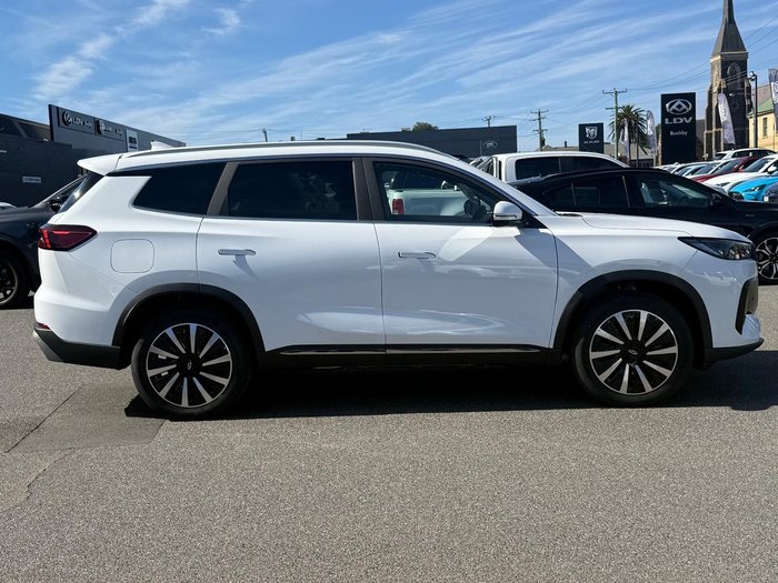 2025 Chery Tiggo 8 Super Hybrid Ultimate