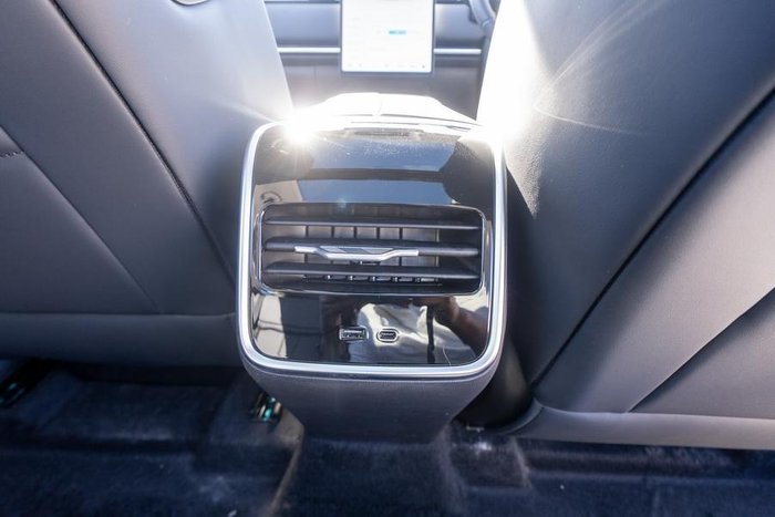 2025 Jaecoo J7 SHS Summit