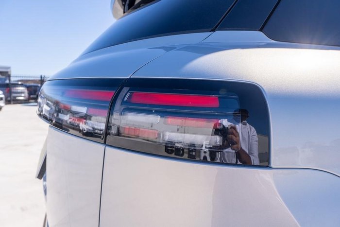 2025 Jaecoo J7 SHS Summit