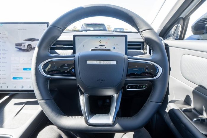 2025 Jaecoo J7 SHS Summit