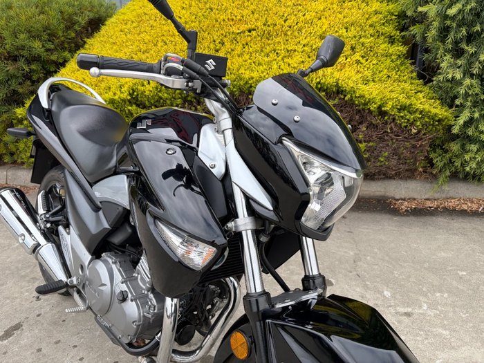 2012 Suzuki INAZUMA 250 (GW250) Black