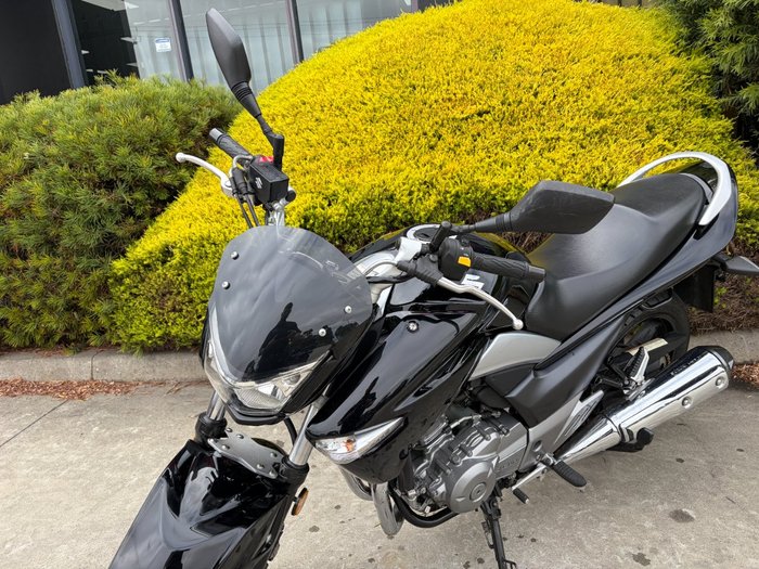 2012 Suzuki INAZUMA 250 (GW250) Black