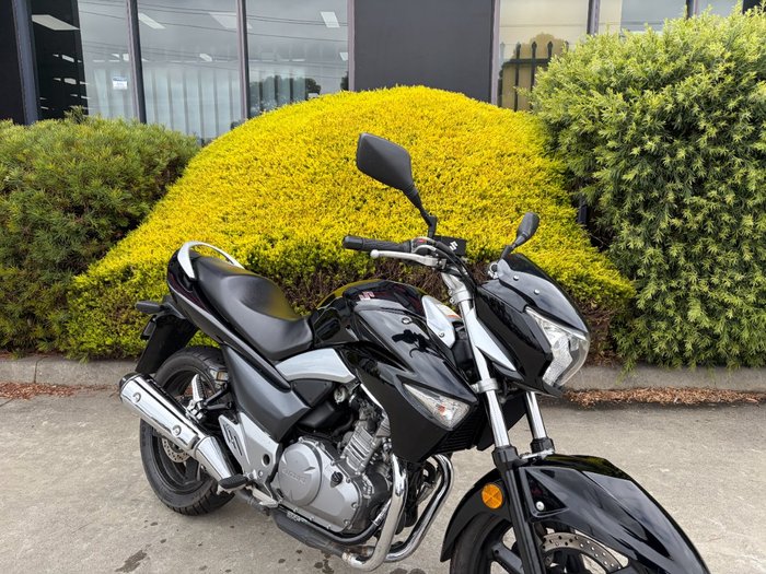 2012 Suzuki INAZUMA 250 (GW250) Black