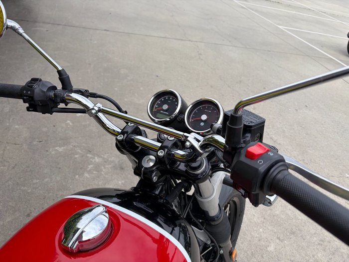 2022 Royal Enfield INTERCEPTOR 650 E5 CUSTOM