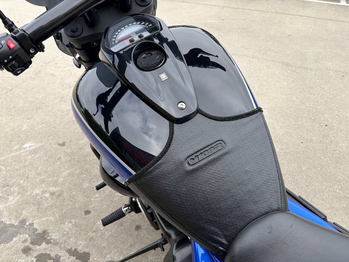 2017 Suzuki VZR 1800 BOULEVARD (M109R) Black