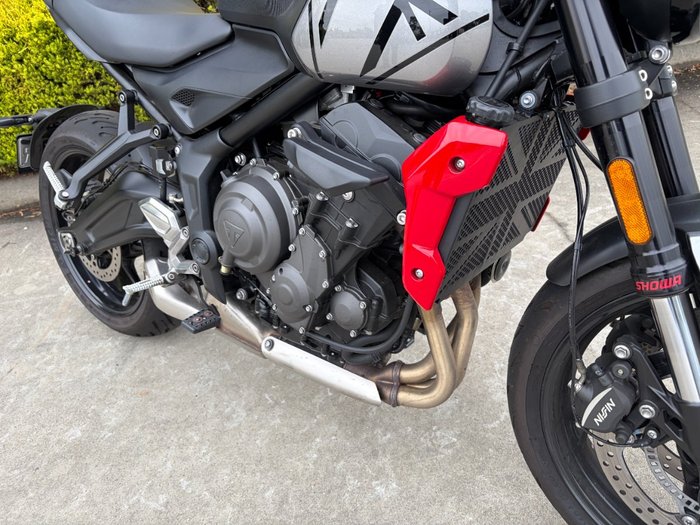 2023 Triumph TRIDENT 660 Grey