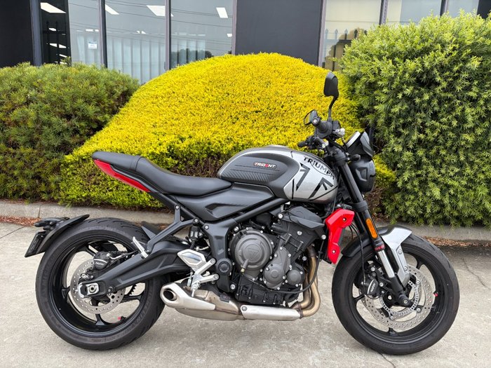 2023 Triumph TRIDENT 660 Grey
