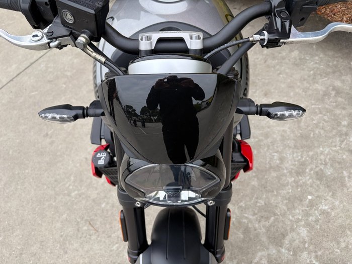 2023 Triumph TRIDENT 660 Grey