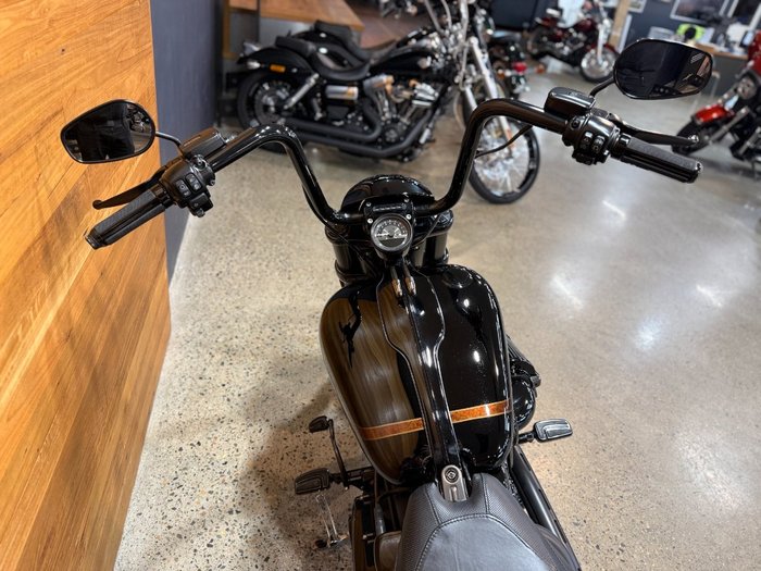 2016 HARLEY-DAVIDSON FXSE CVO PRO STREET BREAKOUT