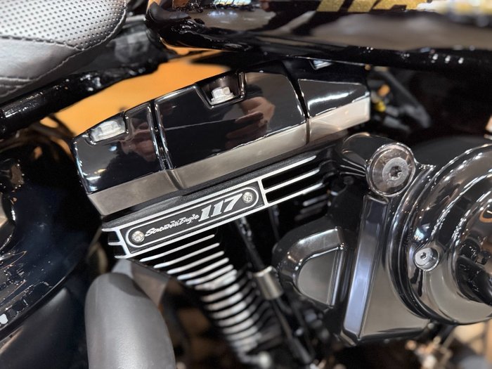 2016 HARLEY-DAVIDSON FXSE CVO PRO STREET BREAKOUT