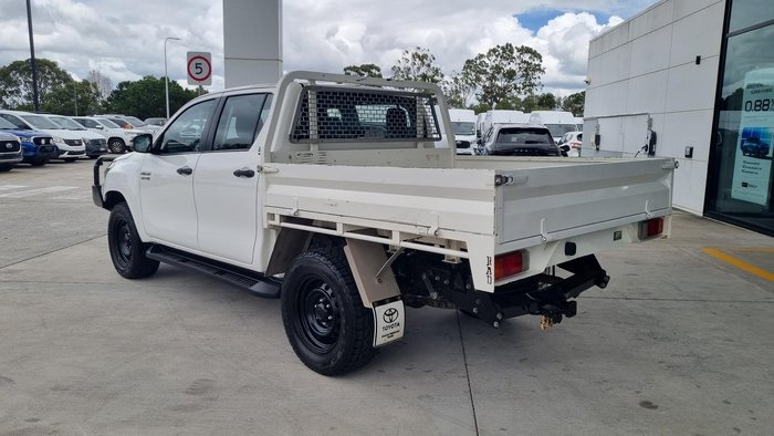 2022 Toyota Hilux SR