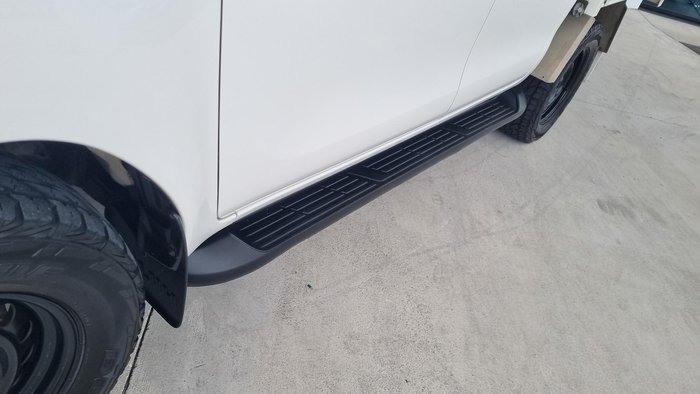 2022 Toyota Hilux SR