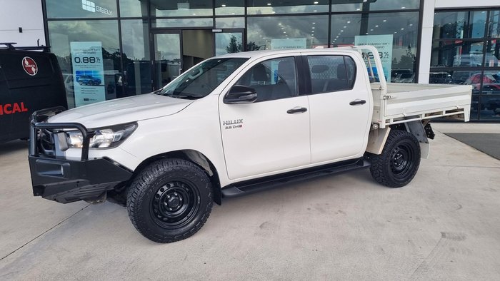 2022 Toyota Hilux SR