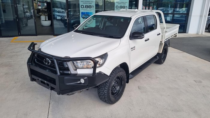 2022 Toyota Hilux SR